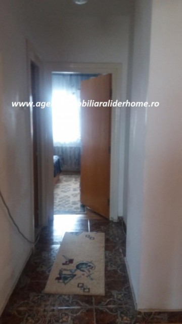 apartament-4-camere-decomandat-zona-bazar-6